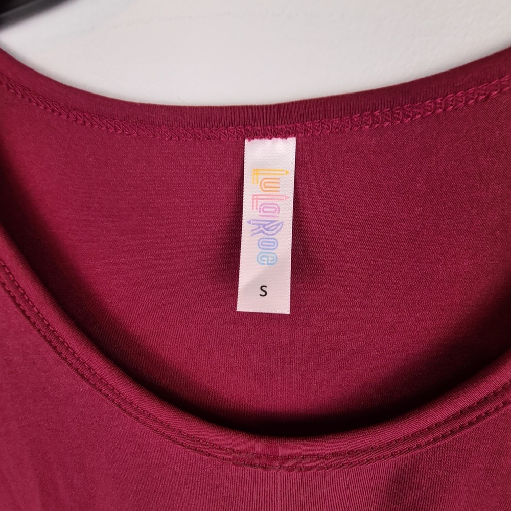 LuLaRoe Women's Lynnae Long Sleeve Top Size Small In Berry Tunic Comfort Round - Picture 2 of 7